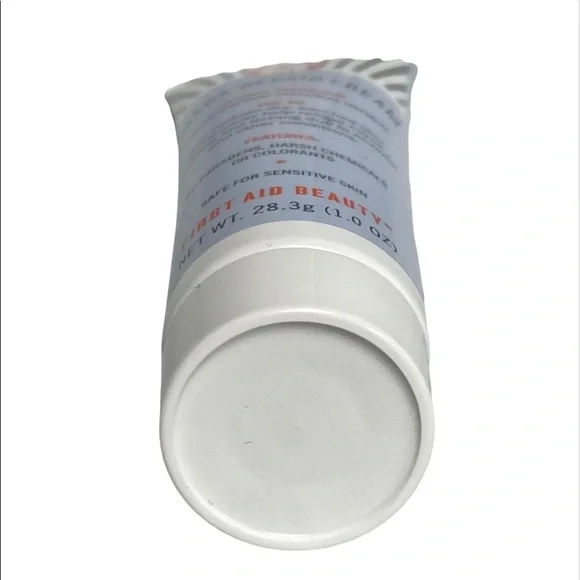 First Aid Beauty Ultra Repair Cream - Travel Size - 1 fl. oz. - Picture 5 of 12